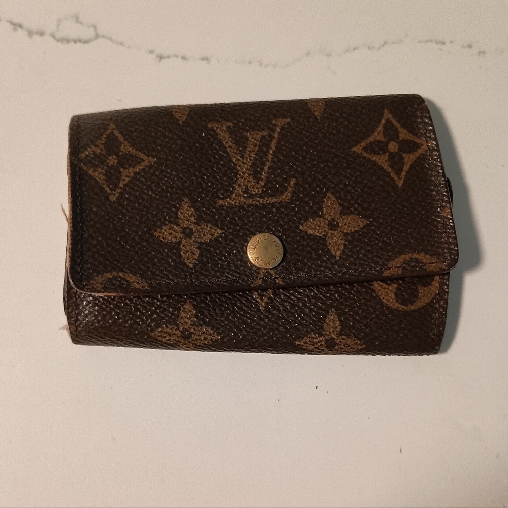 LOUIS VUITTON Monogram  6 Key Rings Holder Hooks
